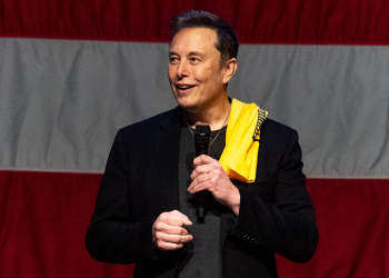Elon Musk unaprijedit će sigurnost nakon što ga je časopis označio ‘javnim neprijateljem br. 2’