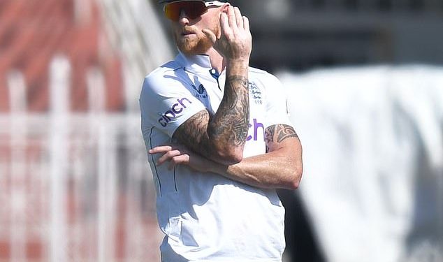 Engleska se mora pozabaviti svojim problemima brisanjem repa – trčanja u nižem rangu koštaju ih i Ben Stokes treba pomoć onih oko sebe, piše NASSER HUSSAIN