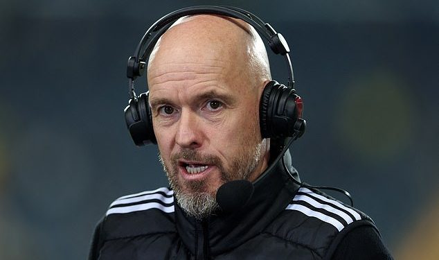 Erik ten Hag objašnjava šokantnu odluku da bočni branič Noussair Mazraoui počne kao broj 10 u dvoboju Man Uniteda u Europskoj ligi protiv Fenerbahcea jer je klupska legenda Paul Scholes ostao zbunjen