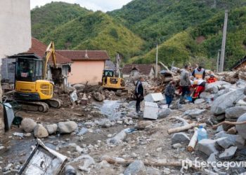 FOTO/VIDEO Mještani ne odustaju od sela Zlate, evo kako možete direktno i konkretno pomoći onima koji su ostali bez svega