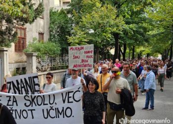 FOTO/VIDEO Na ulicama Mostara i profesori sa Sveučilišta, ujedinjeni sindikalisti poručuju da neće odustati