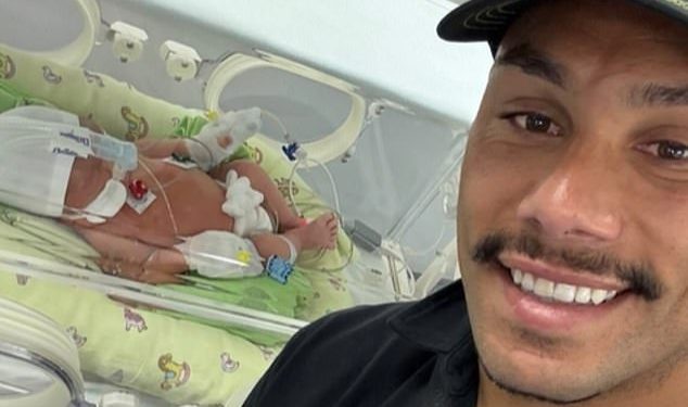 Footy zvijezda Jesse Ramien očajnički pokušava dovesti svog novorođenog sina kući s Balija nakon što je morao biti vraćen u život nakon tragedije koja se dogodila tijekom njegova rođenja