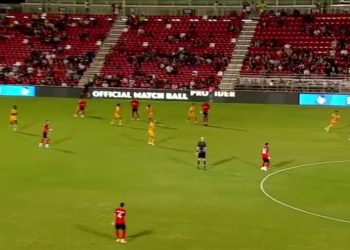 Fu-sio-neee! Zabio je u 18 sekundi i slavio kao Zmajeva kugla