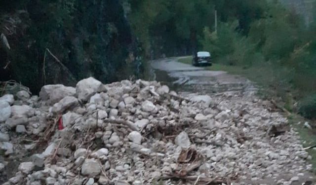 GRABOVICA ODSJEČENA Mještani se žale kako ih danima nitko ne primjećuje