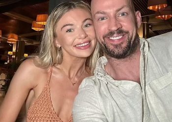 Georgia Toffolo je zaručena! Bivša zvijezda Made In Chelsea prihvatila bračnu ponudu od milijunaša, osnivača BrewDoga, Jamesa Watta – nakon što je priznala da će to biti njezin ‘ultimativni’ rođendanski dar