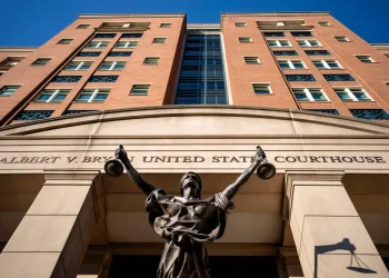 Glasačka parnica u Virginiji koju su pokrenuli svi republikanski AG-ovi