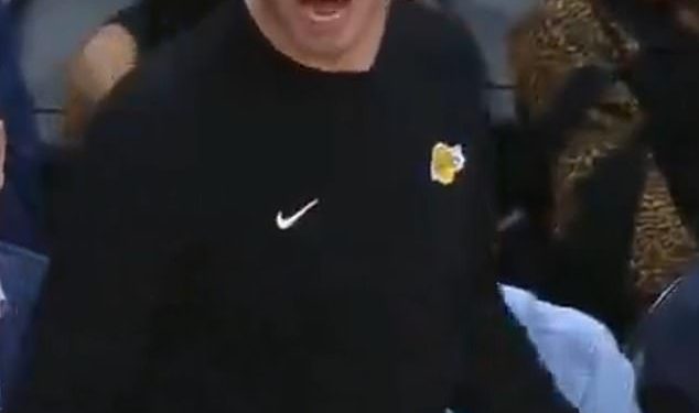 Glavni trener JJ Redick izgrdio je LeBrona Jamesa i Lakerse psovkom od četiri riječi