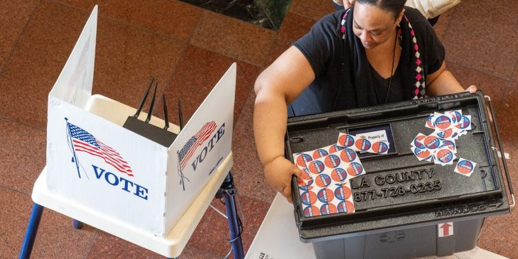 Grupa aktivista kaže da bi Kalshijevo izborno tržište trebalo zatvoriti zbog ‘manipulativnih’ kitova