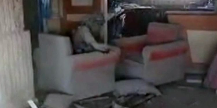 Hamas priznaje ‘bolne, uznemirujuće’ gubitke nakon što izraelski video prikazuje teroristu Sinwara nekoliko trenutaka prije smrti