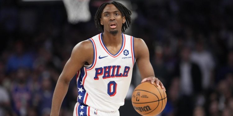 Indiana-Philadelphia 114-118: 45 poena za Maxeya