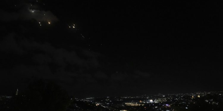 Iran ima ‘najmanje deset’ planova za izraelski napad – mediji — RT World News