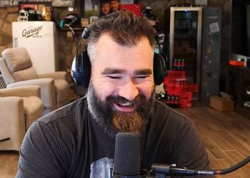 Jason Kelce otkriva šokantnu reakciju supruge Kylie na njegove napore vježbanja dok pokušava izgubiti 35 funti