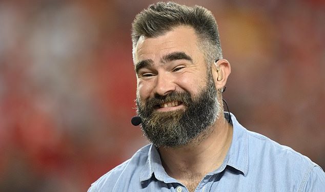 Jason Kelce urnebesno odgovara na tvrdnje da su navijači NFL-a muka od njega