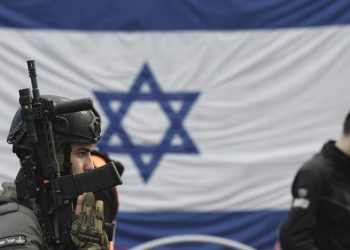 Jedan mrtav u terorističkom napadu u Izraelu – vlasti (GRAFIČKI VIDEO) — RT World News