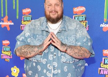 Jelly Roll otkriva da mu je sud naredio da ide u Anonimne alkoholičare kada je imao samo 14 godina