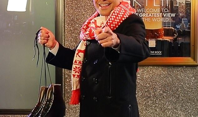 Jimmy Fallon viđen je ispred NBC studija nakon ‘nezgodnog’ intervjua s TikTokovim The Costco Guys