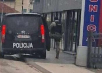 KISELJAK Zapaljen BMW, uhićeno pet osoba, među ozlijeđenim i policajac