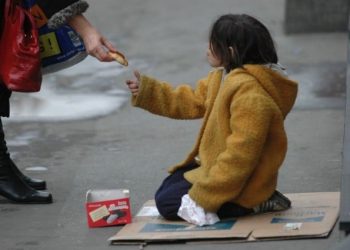 KLASIČNA TRGOVINA LJUDIMA Djevojčicu (10) tjerali na prosjačenje, njezinih 70 maraka trošili na drogu, alkohol i kocku