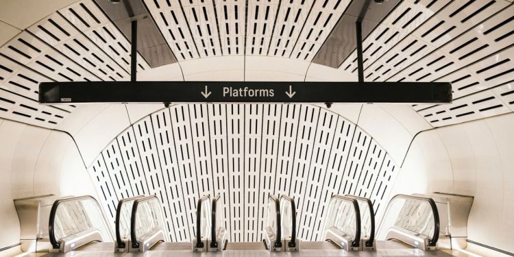 Kako će javni lanci blokova katalizirati institucionalno usvajanje DeFi-ja