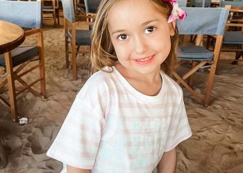 Kako otac Justina Biebera vodi Instagram račun koji objavljuje slike u bikiniju zvijezdine 6-GODIŠNJE sestre – privlačeći tisuće muških pratitelja i uznemirujućih komentara