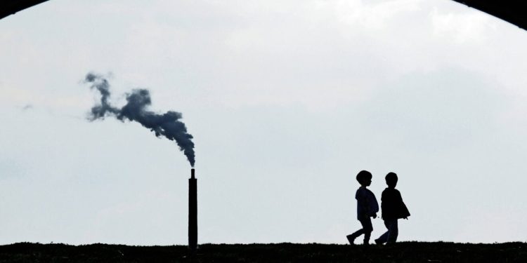 Kijev uslijed ratnih troškova rasprodaje državnu imovinu: Privatiziran UMCC-Titanium