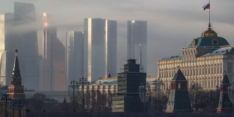 Kremlj komentira najavljene ‘tajne razgovore’ s Ukrajinom — RT Rusija i bivši Sovjetski Savez