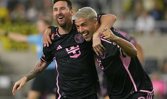 Lionel Messi vodi Inter Miami do drugog trofeja u povijesti kluba MLS-a nakon što su zapečatili Supporters’ Shield u vatrenoj 3-2 pobjedi nad Columbus Crewom