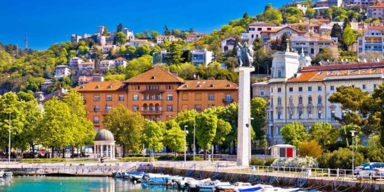 Listopad u znaku sadnje drveća i grmova po Rijeci!