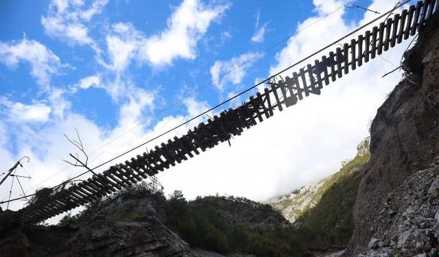 MOSTAR – SARAJEVO Kad bi se ponovo mogao uspostaviti željeznički promet prema jugu države