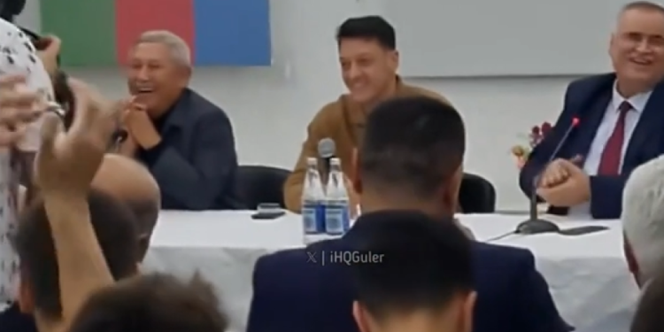 Messi ili Cristiano Ronaldo? Ozil sve iznenađuje