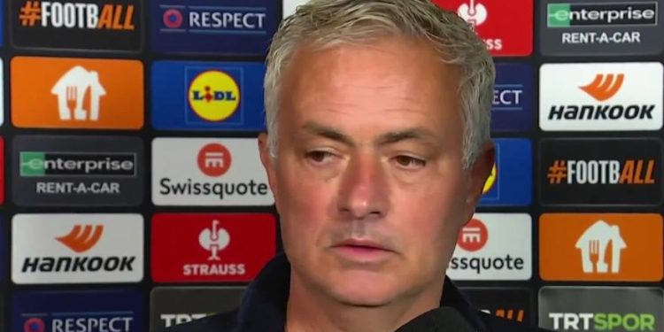 Mou isključen, a zatim se šali: “Sudac? Jedan od najboljih na svijetu jer…”