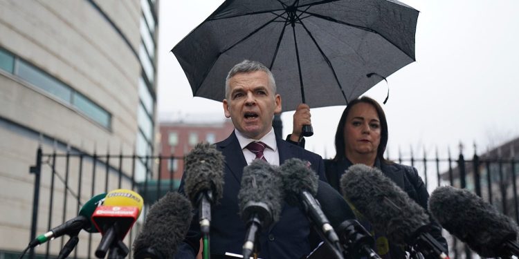 Muškarac koji je zlostavljao do 3500 djevojaka na internetu osuđen je za zločine uključujući ubojstvo iz nehata