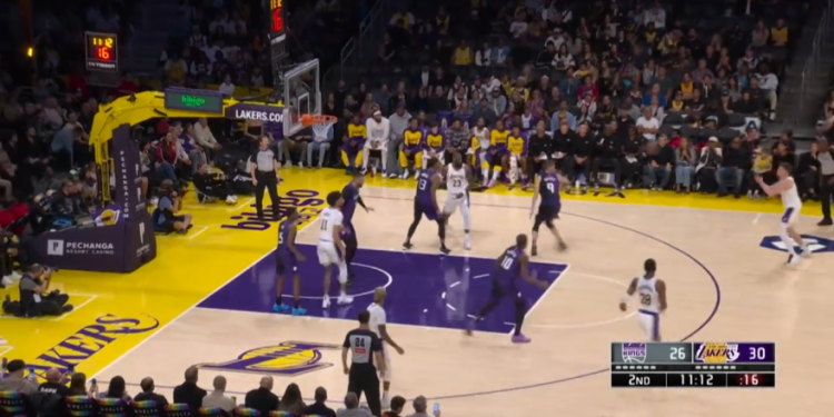NBA, Lakers-Sacramento 131-127: najvažniji događaji