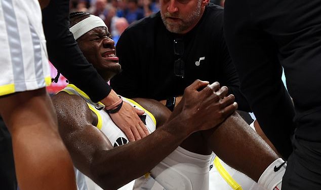 NBA zvijezda Taylor Hendricks pretrpio je užasan slom noge u neobičnoj nesreći tijekom poraza Jazza od Mavericksa