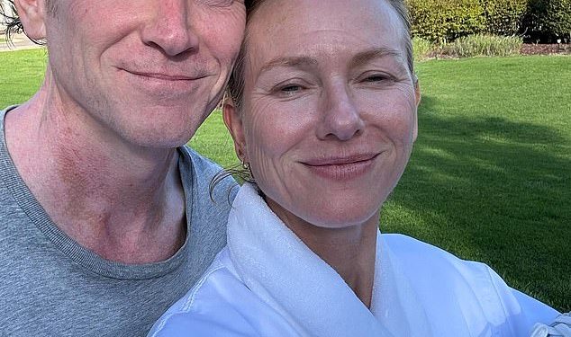 Naomi Watts otkriva jedinstven način na koji je provela rođendan sa svojim novim suprugom Billyjem Crudupom