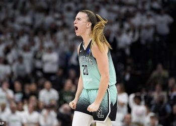 Nevjerojatna pobjednička trica Sabrine Ionesu stavlja New York Liberty utakmicu udaljenu od WNBA naslova