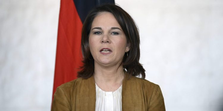 Njemačka ministrica objasnila da je opravdano ubijati civile u Gazi: ‘Mi se za to zalažemo’