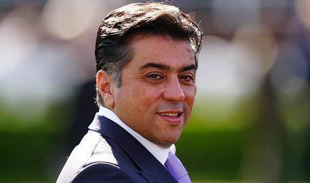 Nogometna super-agentica Kia Joorabchian gleda u slavu Epsom Derbyja nakon rekordne kupovine od 4,5 milijuna funti