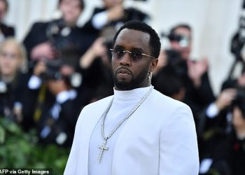 Nove šokantne tvrdnje pojavljuju se zbog skečeva zvijezda AFL-a o Raygunu i Diddyju na skandaloznoj zabavi Wacky Wednesday