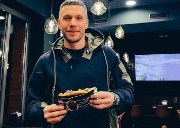 Od Podolskog ćevapa do Messijevih čarapa… Kad su nogometaši poduzetnici