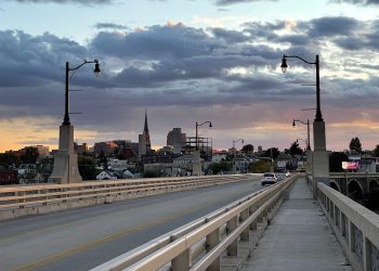 Od božićnog grada do rudnika ugljena: pogled iznutra na igru ​​Dems-a u ključnoj dolini Lehigh u PA-i