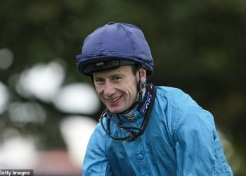 Oisin Murphy bit će ovjenčan titulom džokejskog prvaka sljedeći tjedan… ali još uvijek vodi svoju najveću bitku: ‘Znam da više ne mogu piti. Ne želim se oteti kontroli’