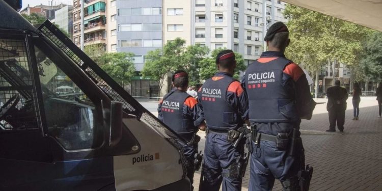 Organizirani bijeg Puigdemonta u Belgiju: Skandal koji trese katalonsku policiju