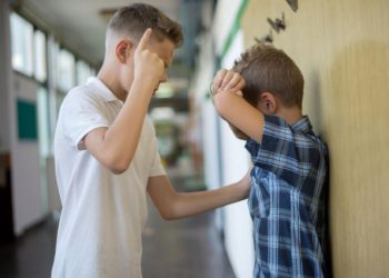 PROBLEM SVIH ŠKOLA Kako se u našoj zemlji rješava međuvršnjačko nasilje