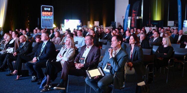 Pametna industrija na tankom ledu: Digitalne transformacije bez jasne karte i vodiča