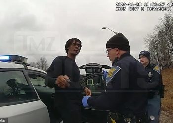Pojavio se video uhićenja Rajona Ronda koji prikazuje trenutak kada policajci iz Indiane prepoznaju bivšu NBA zvijezdu: ‘Wow!’
