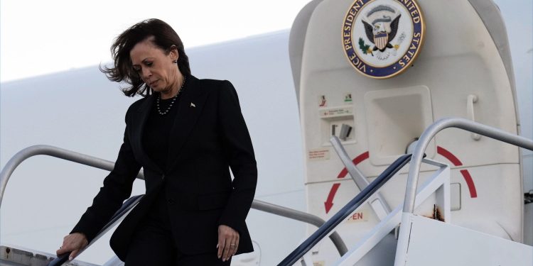 Politička oluja: Harris kaže da je DeSantis ‘sebičan’ jer navodno ne odgovara na njezine pozive vezane uz uragan