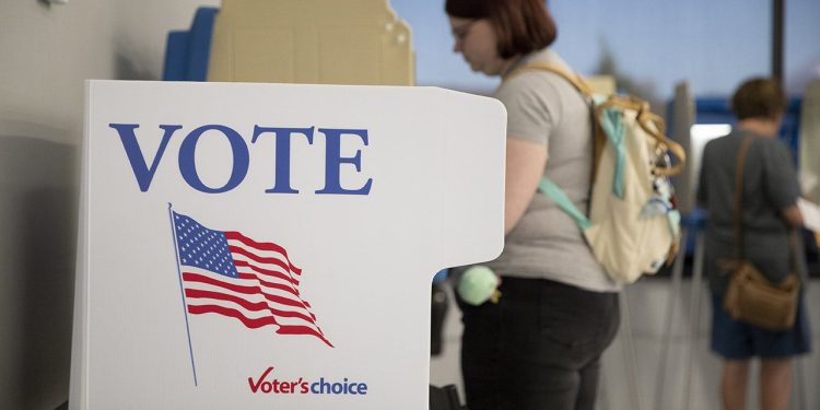 Prekomorski met poslan u izbornu zgradu u SAD-u zatvara ured na nekoliko sati