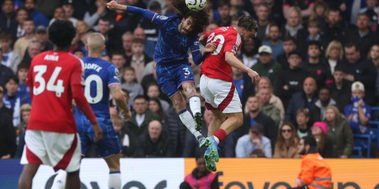 Premier: Chelsea usporava, remi između Aston Ville i Manchester Uniteda