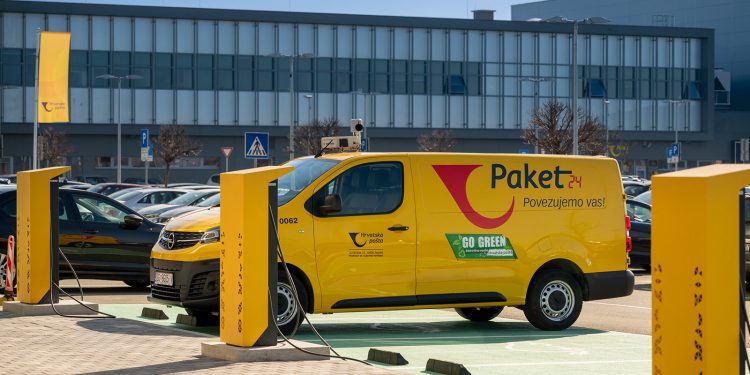 Pretvaramo poštanske urede u jedinstvena upravna mjesta na kojima će korisnici moći obaviti sve